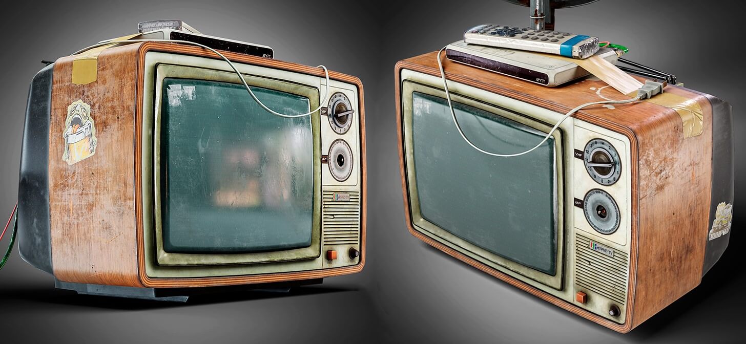 案例：用Blender制作一个老旧的便携电视机
